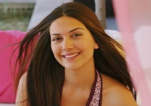 Bergüzar Korel hastaneye kaldırıldı
